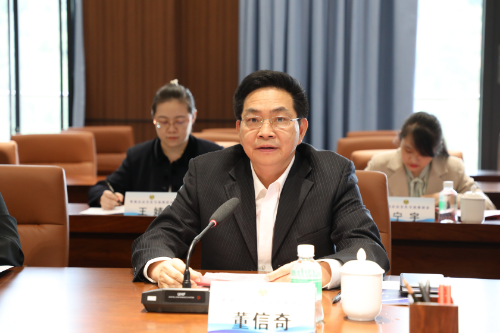 董信奇 肇庆市副市长、市委政法委第一副书记、市公安局局长.JPG